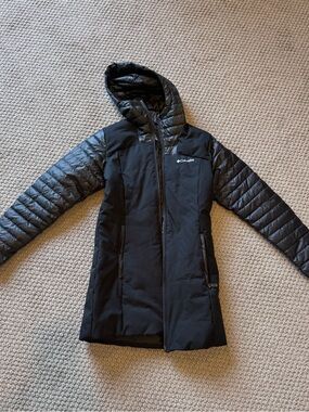 Columbia Women's Fenn Ridge Mid Insulated Black Hooded Puffer Coat